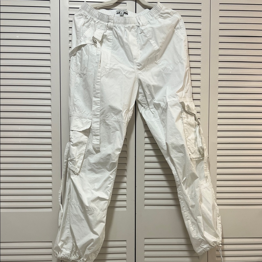 Haute Monde Men's Crisp White Cargo Pants